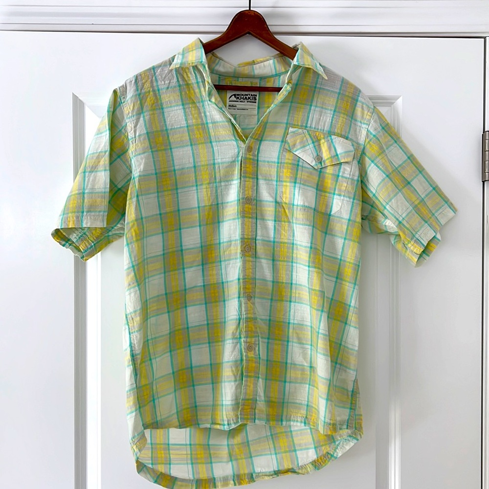 Mountain Khakis light Cotten short sleeve shirt